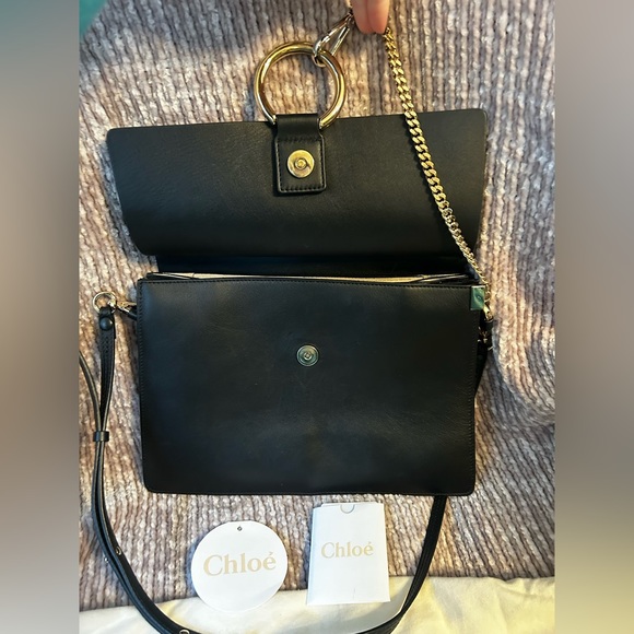 Chloe Medium Faye shoulder bag in Black - Picture 2 of 10